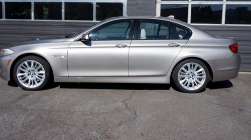 2011 BMW 550XI