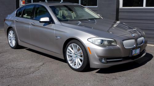 2011 BMW 550XI