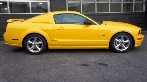 2005 FORD Mustang GT