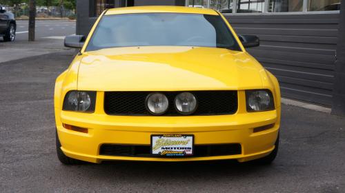 2005 FORD Mustang GT