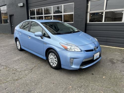 2014 TOYOTA Prius Plug In Hybrid
