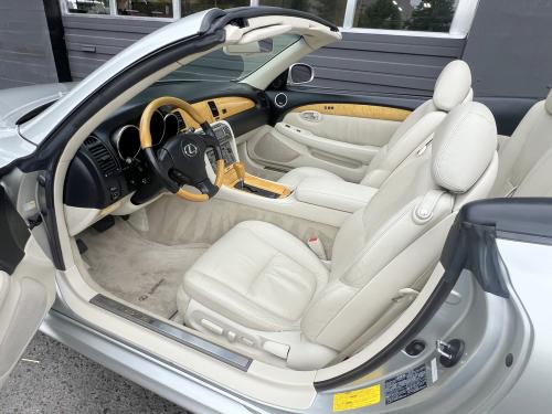 2002 LEXUS SC430