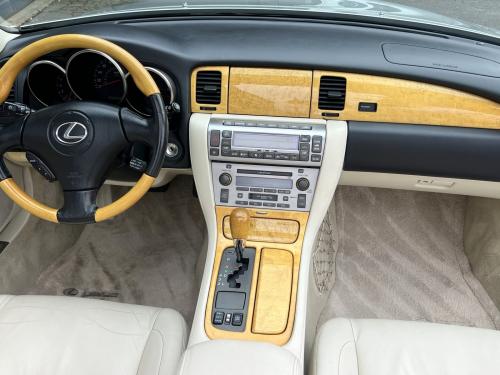 2002 LEXUS SC430