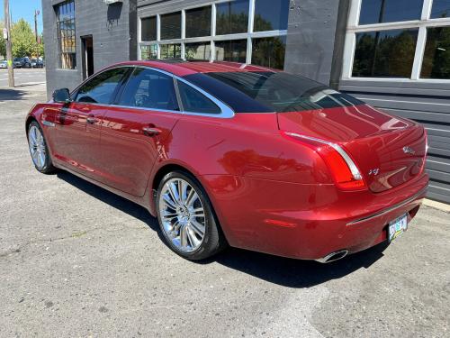 2011 JAGUAR XJ
