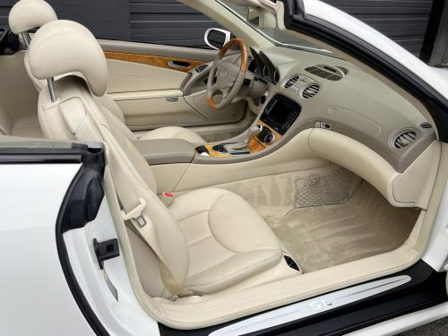 2005  SL500