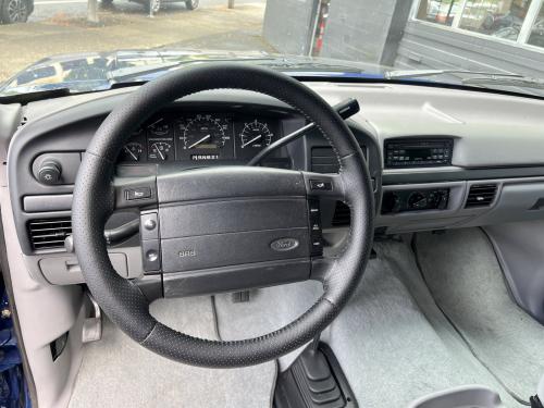 1996 FORD Bronco XLT