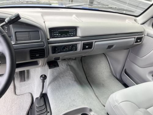 1996 FORD Bronco XLT