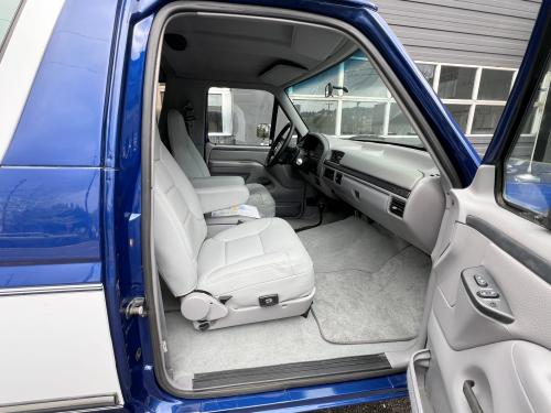 1996 FORD Bronco XLT