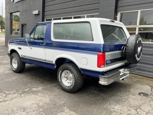 1996 FORD Bronco XLT