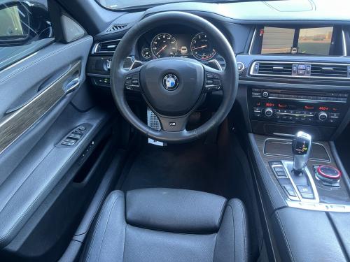 2015 BMW 740I