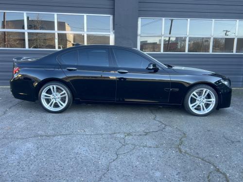 2015 BMW 740I